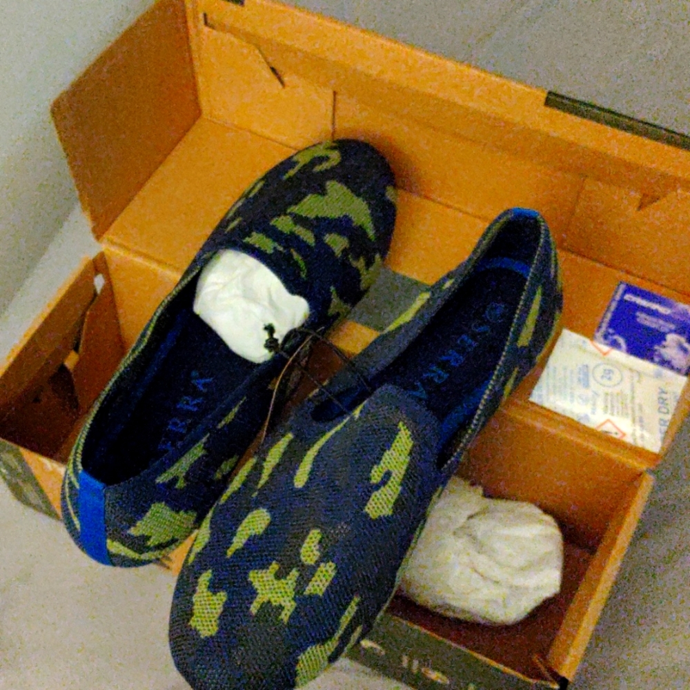 Ladies Flats